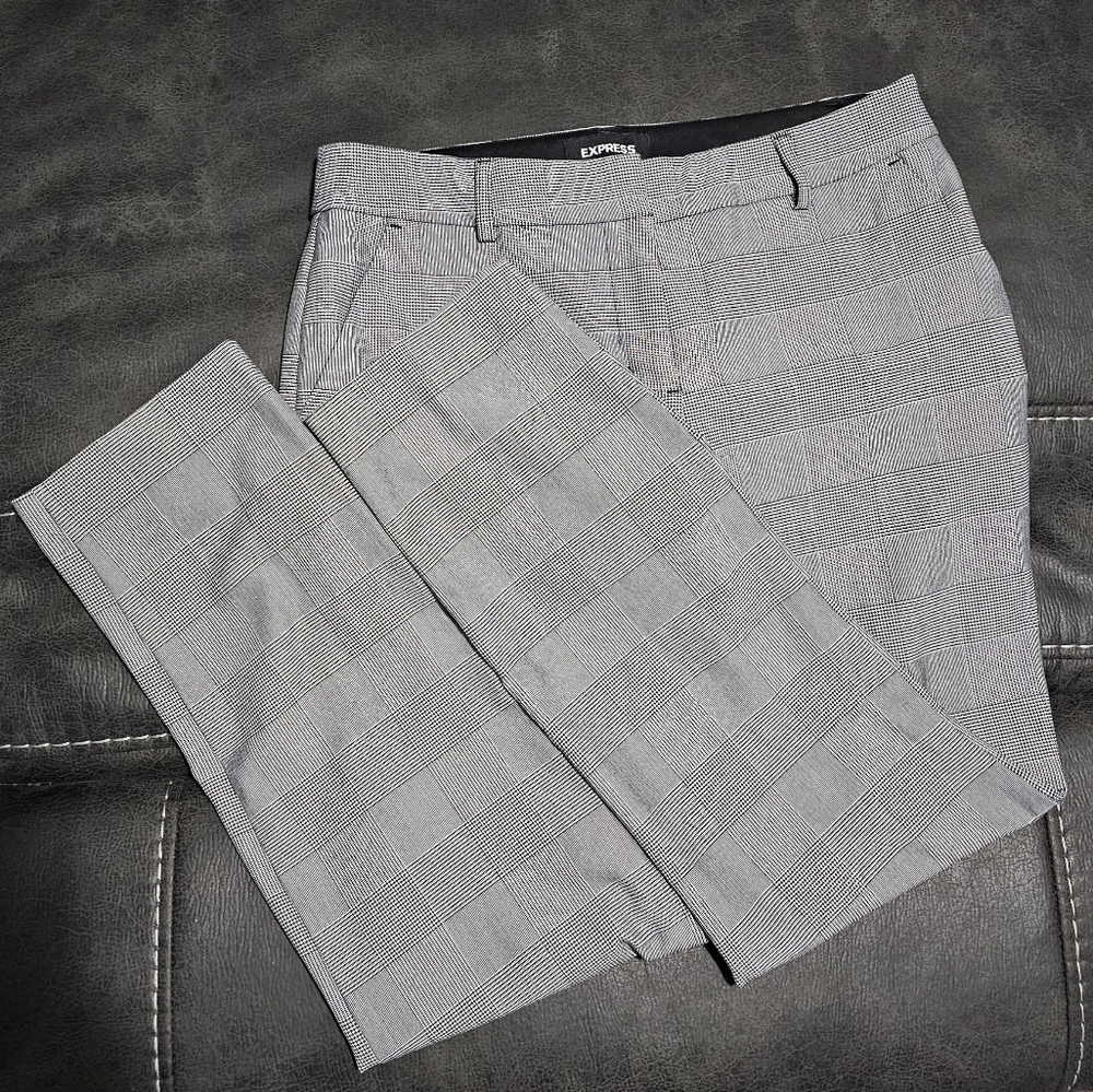 Express Columnist Ankle Mid rise pants